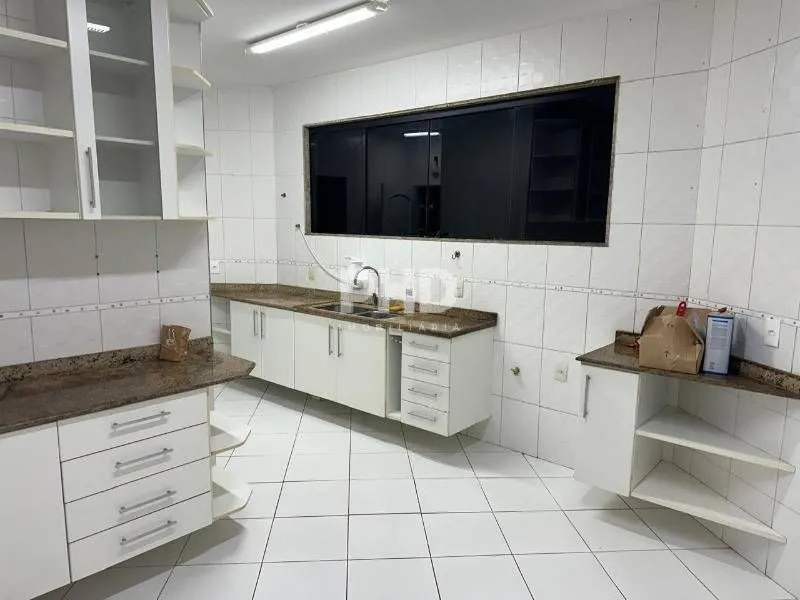 Apartamento com 3 quartos, 3 banheiros e 3 vagas — photo 12