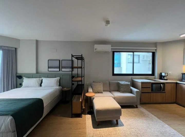 Furnished 42 m² apartment with an open-plan kitchen — photo 2