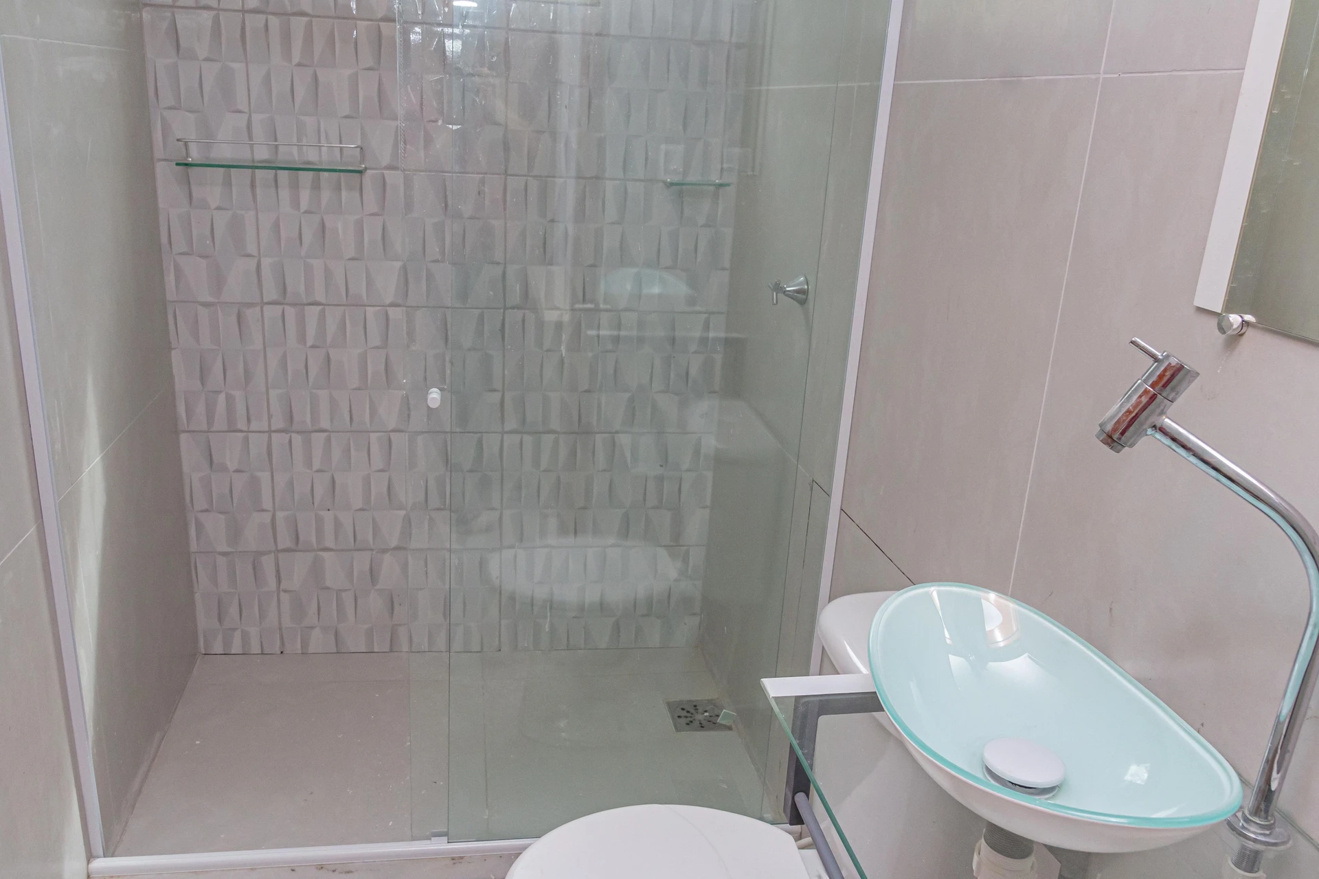 Estudio sin amueblar con 1 dormitorio y 1 baño — photo 34