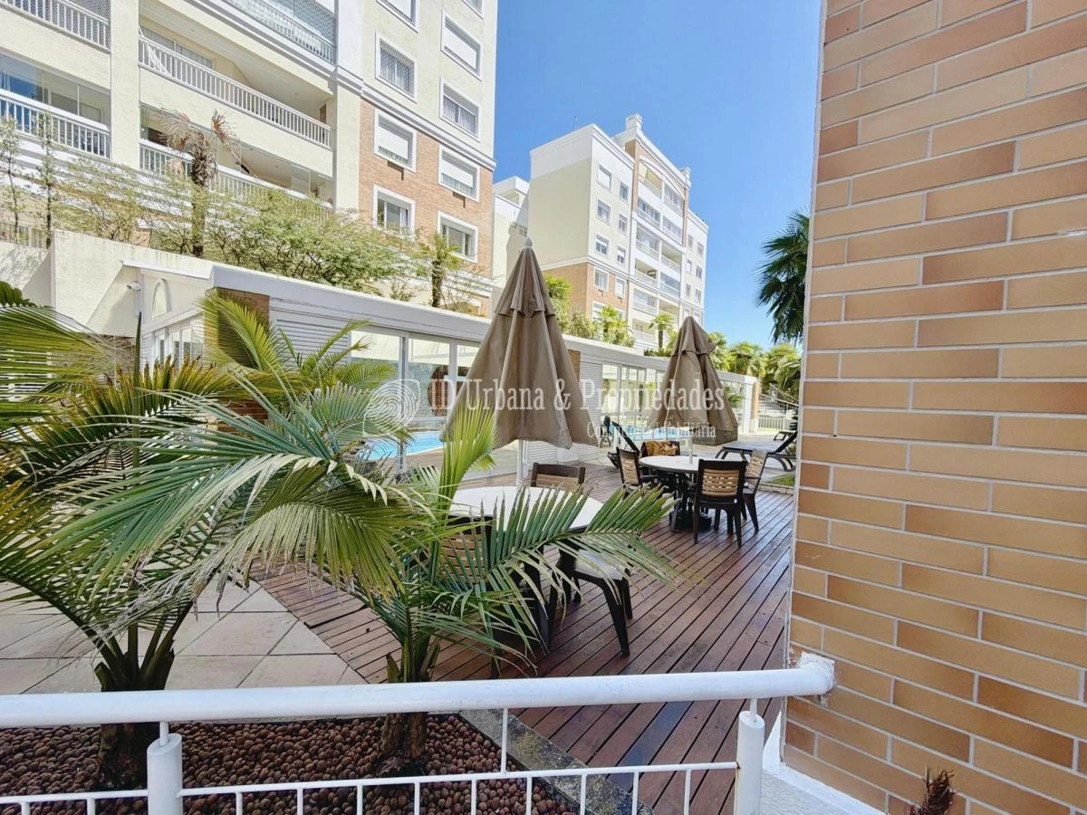 3-bedroom apartment in a building with a pool — photo 14