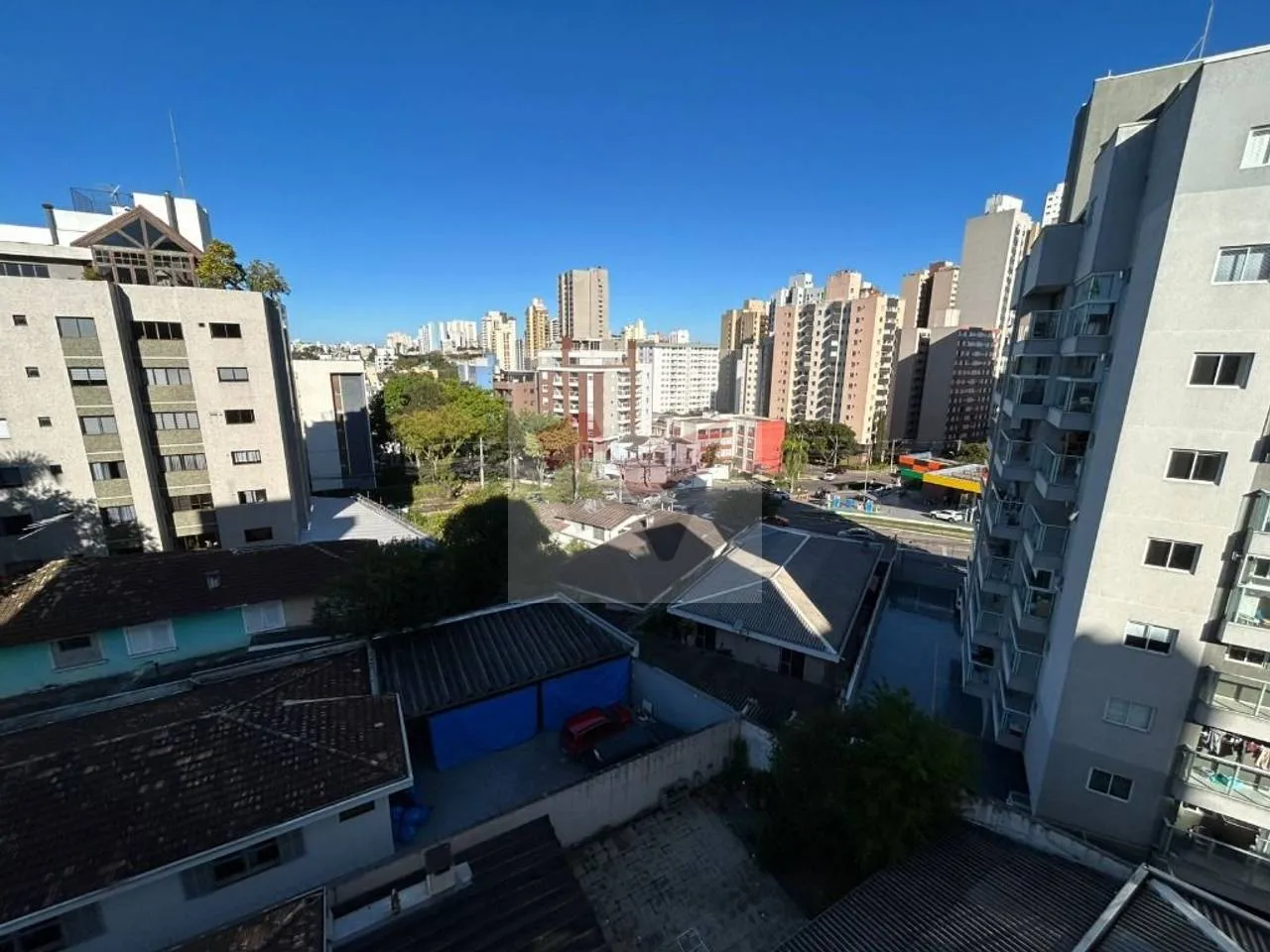 Furnished 42 m² studio in Curitiba — photo 15
