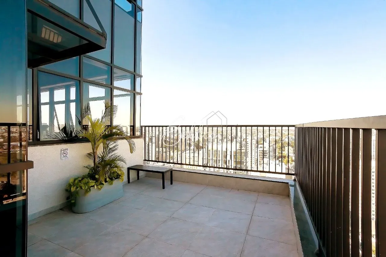 1-bedroom apartment with balcony and 61 m² — photo 8