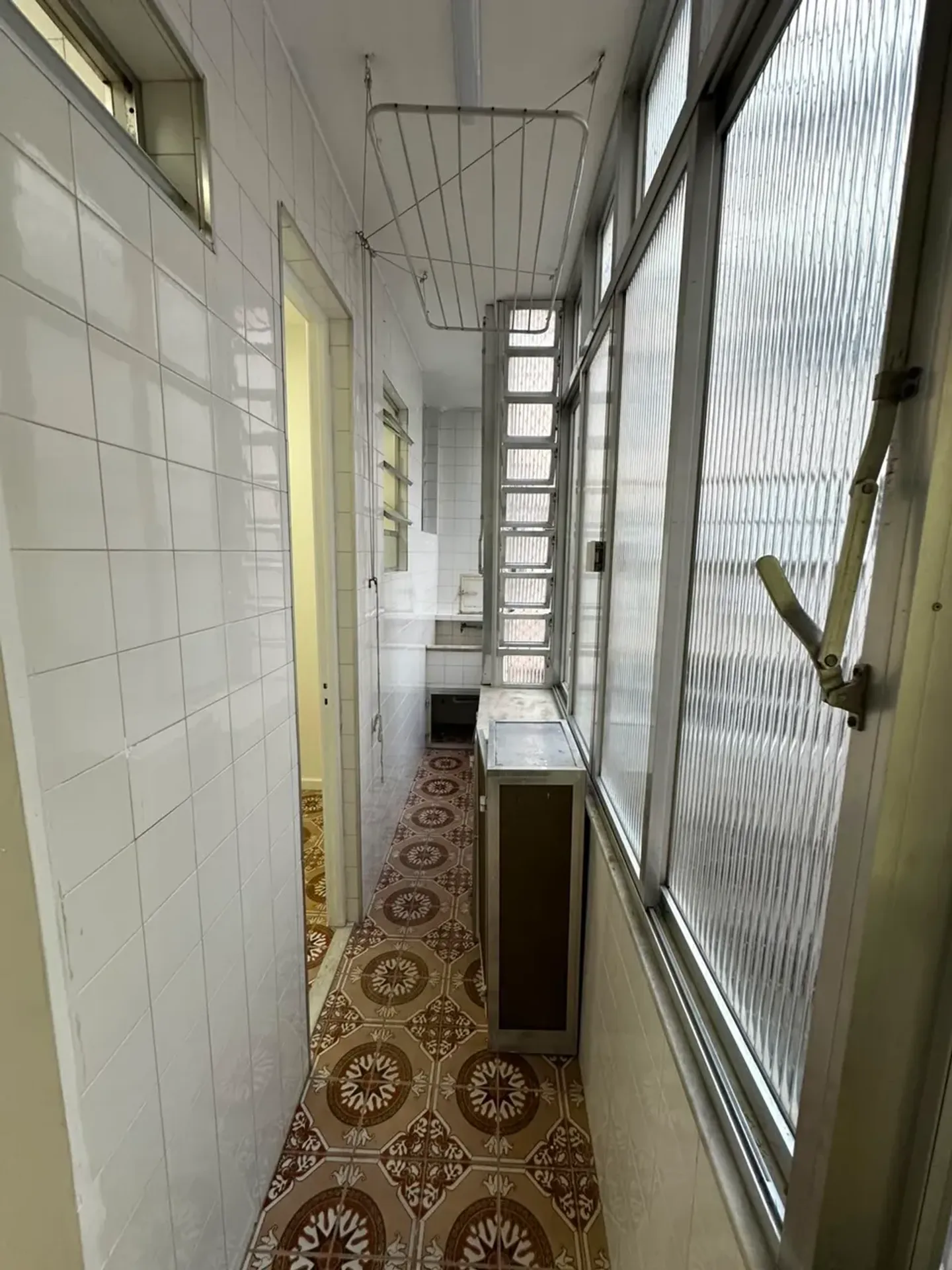 Apartment with 2 bedrooms, 2 bathrooms and balcony — photo 36