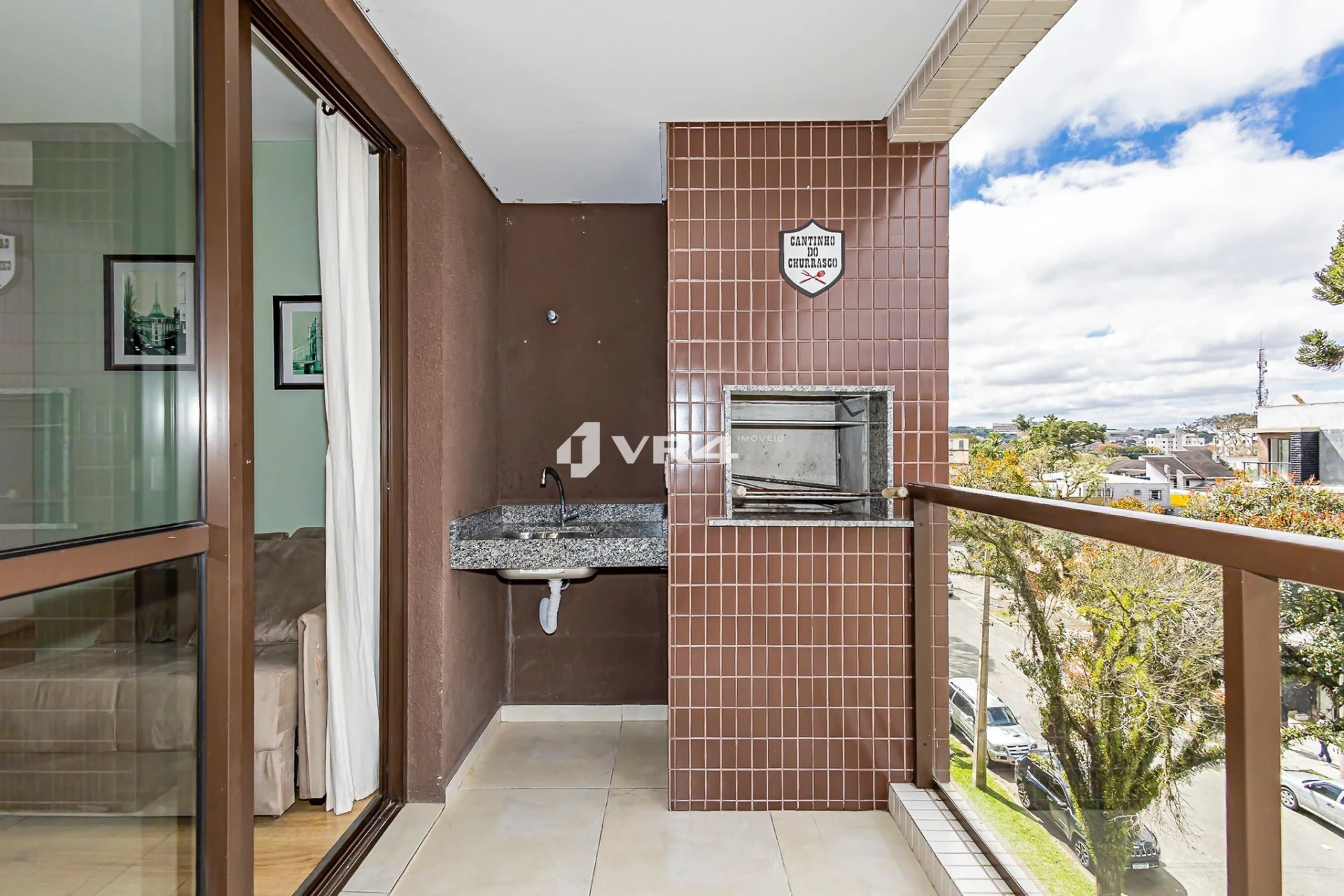 Furnished 1-bedroom apartment with 1 parking spot — photo 19