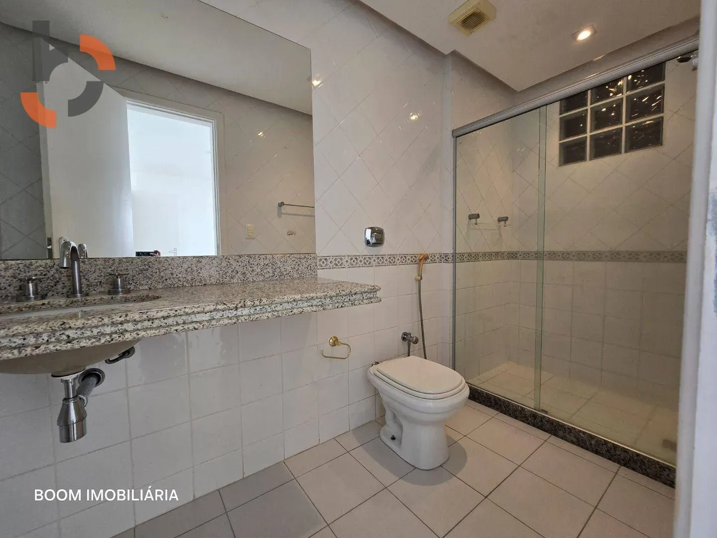 3-bedroom apartment with a closed gas kitchen — photo 34