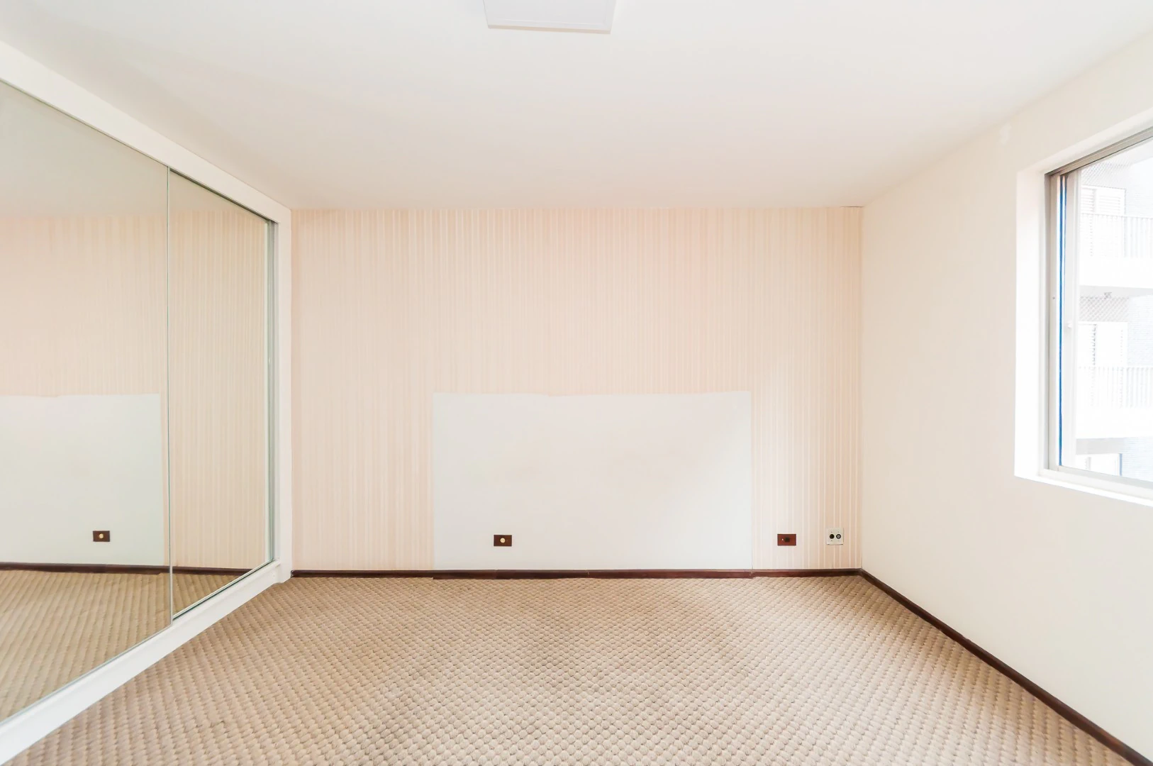 3-bedroom apartment with a home office in Curitiba — photo 12