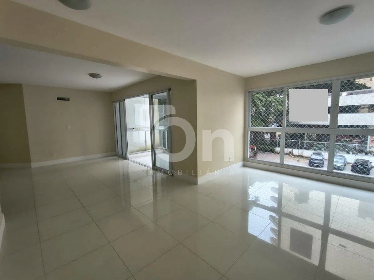 Apartment, 177 m², with a private pool