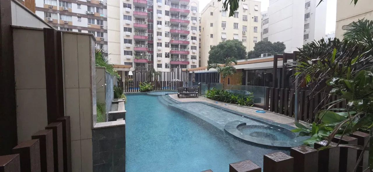 3-bedroom apartment with a water view in Rio de Janeiro — photo 28