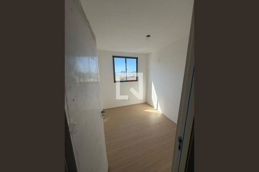 Apartamento de 3 quartos em condomínio com piscina — photo 7