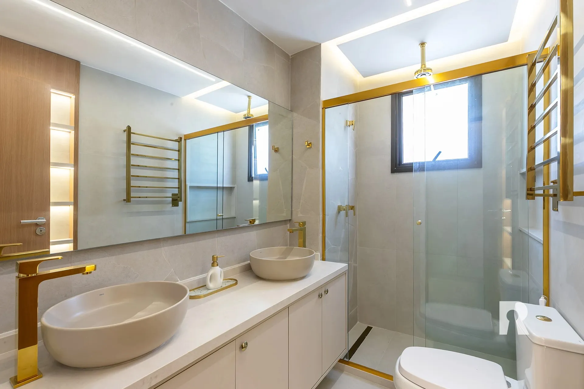 3-bedroom apartment with a jacuzzi — photo 12