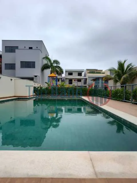 Unfurnished house with 4 bedrooms and 1 bathroom — photo 28