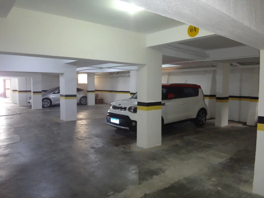 2-bedroom apartment with wood or laminate floors in Curitiba — photo 20