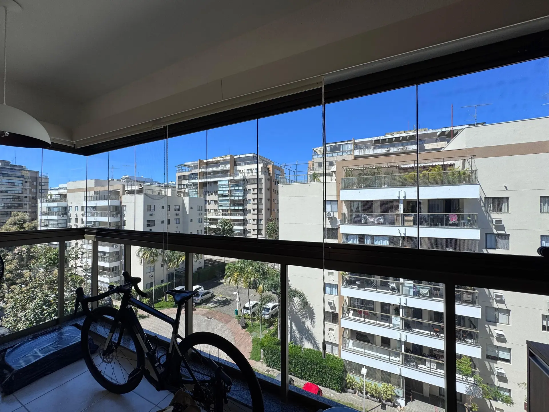 Apartamento mobiliado com 3 quartos e varanda e churrasqueira — photo 43