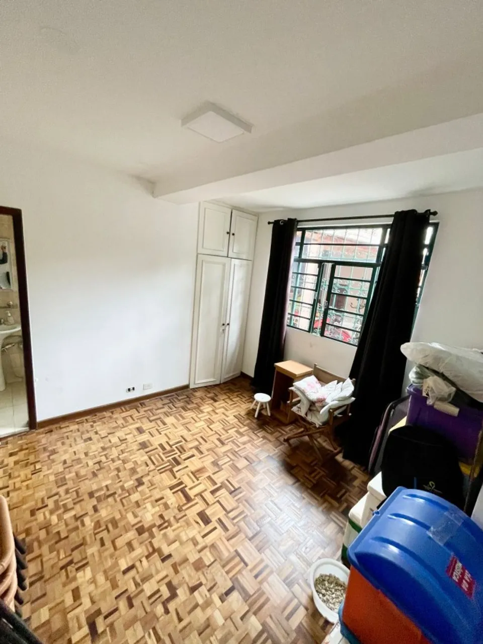 450 m² house with 4 bedrooms and 4 bathrooms — photo 13