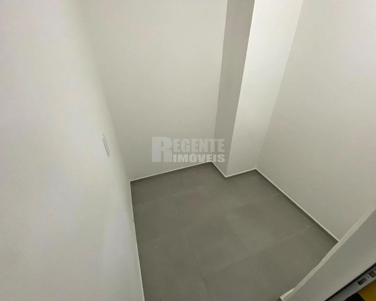 Квартира з 2 спальнями, у будинку є тренажерний зал — photo 15