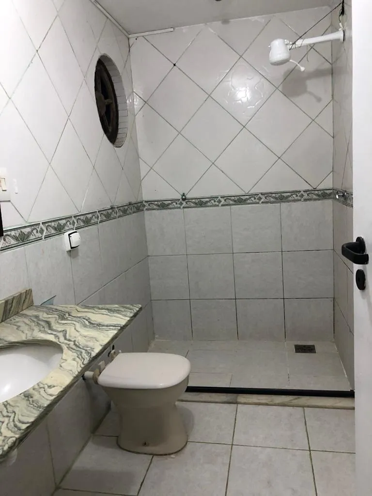 House with 3 bedrooms, 3 bathrooms and an open-plan kitchen — photo 20