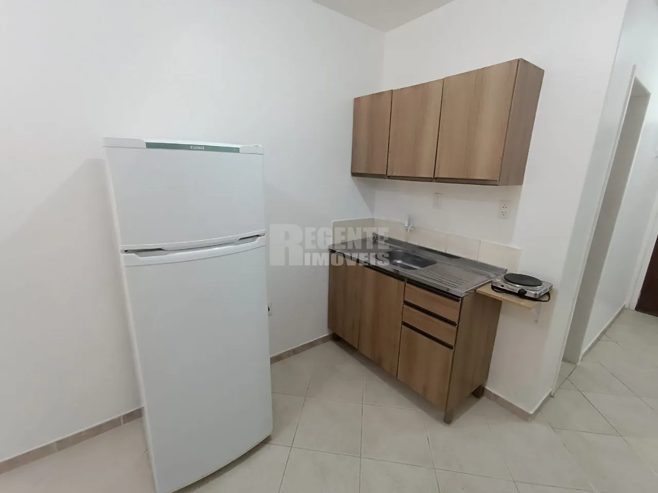 Furnished 30 m² studio with 1 parking space and 1 bath — photo 8