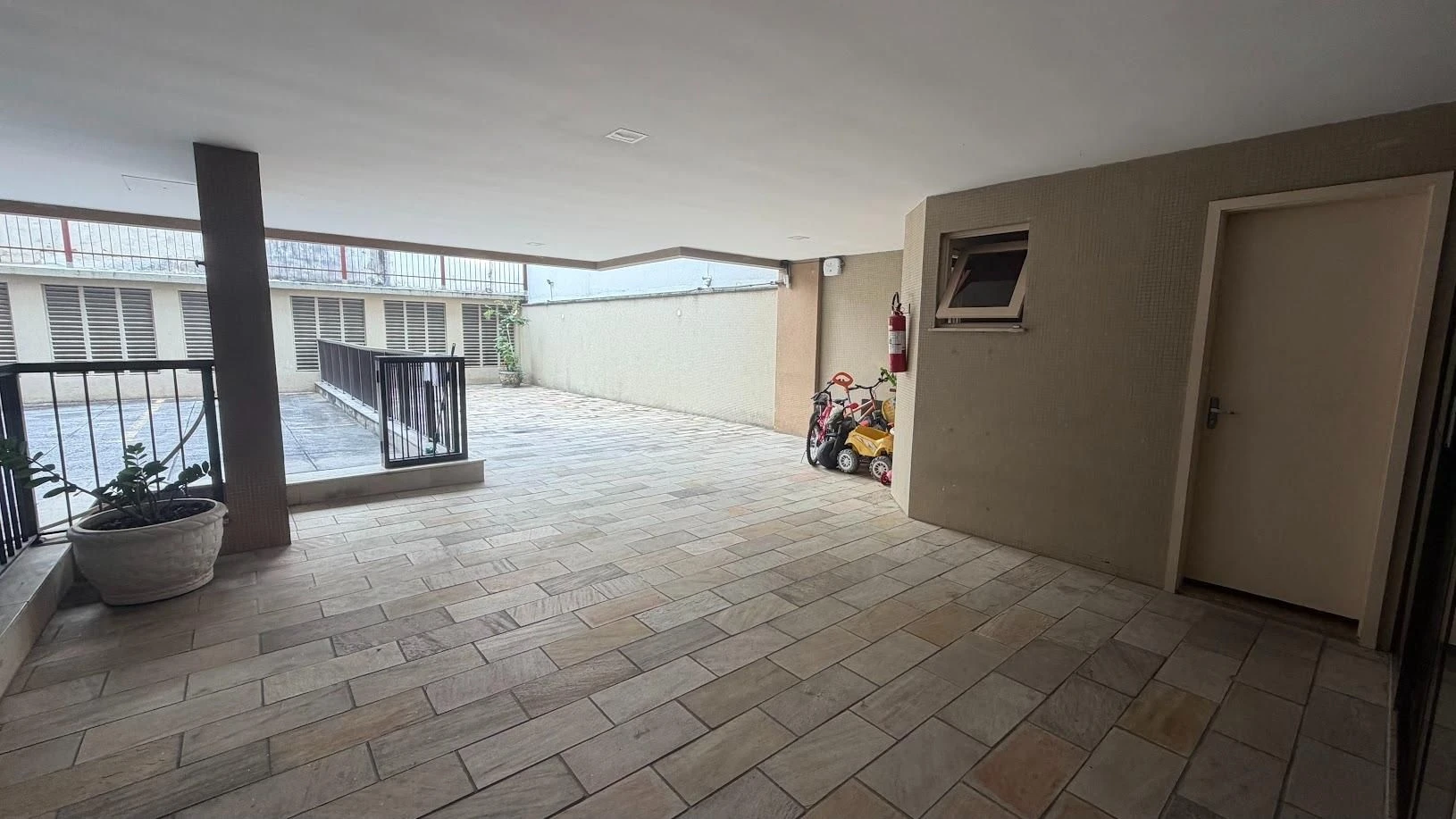 Departamento de 2 dormitorios, 1 con baño propio, 100 m² — photo 31