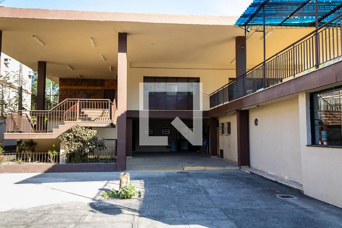 2-bedroom apartment in a building with a pool — photo 8