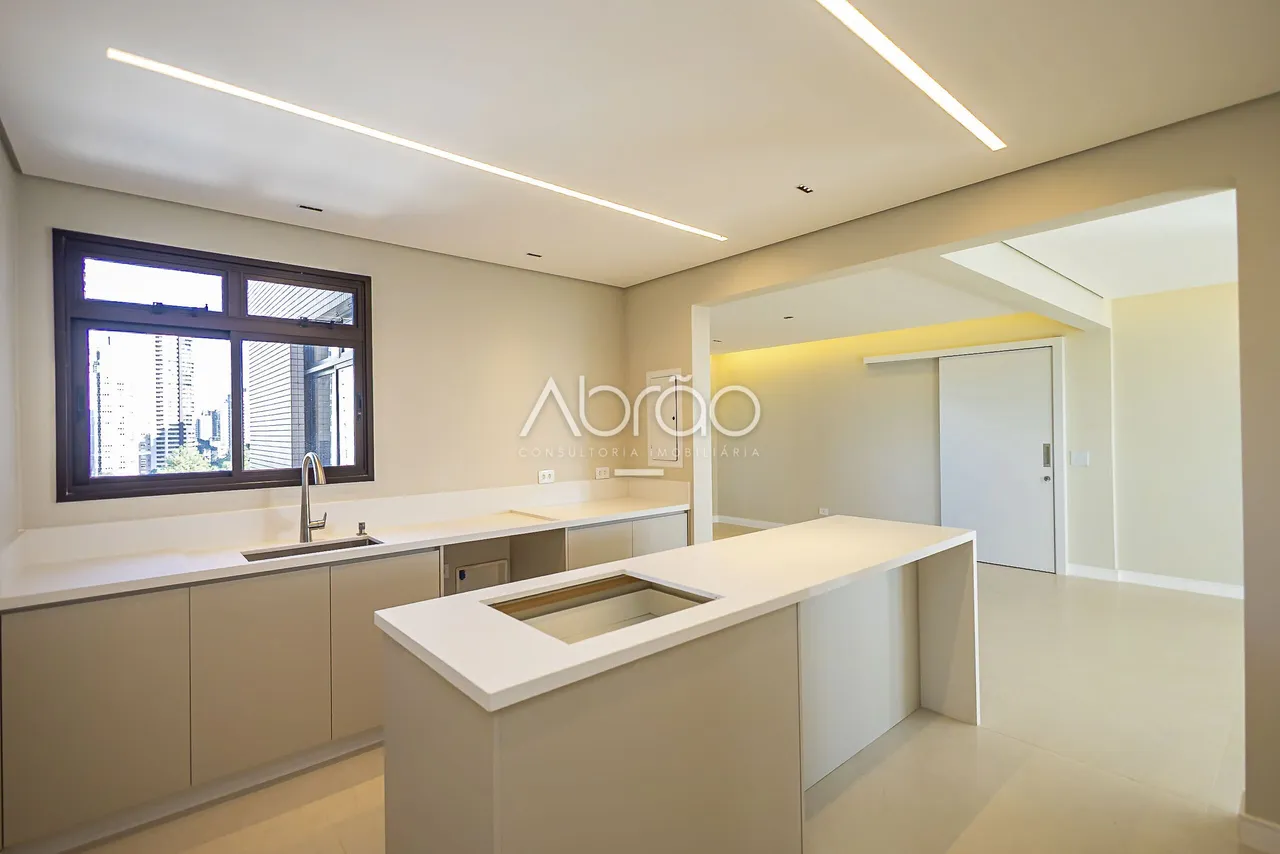 3-bedroom apartment with 1 en-suite bathroom