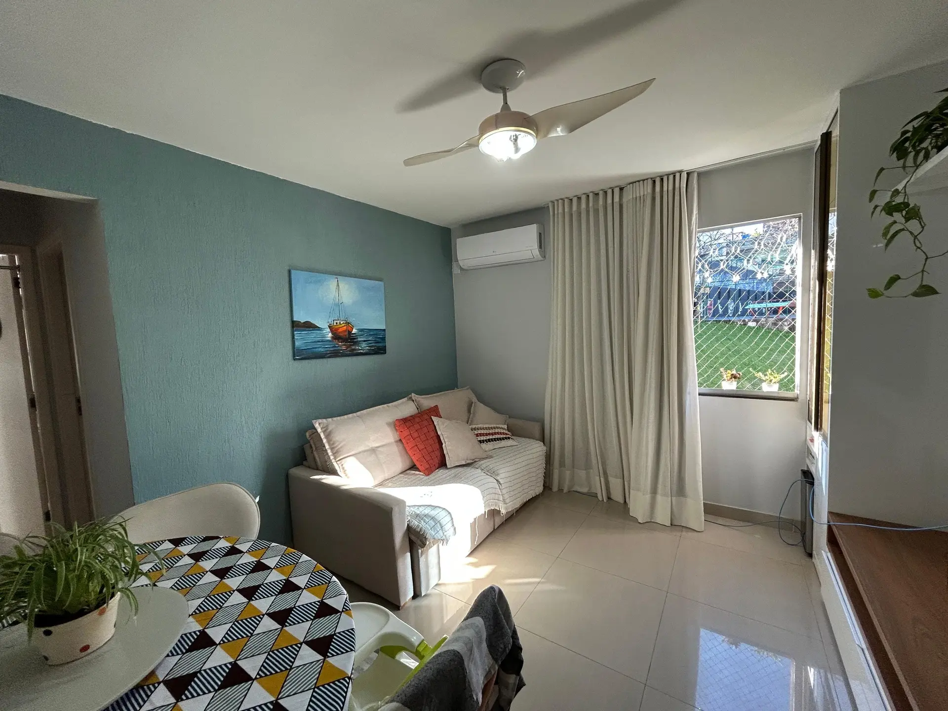 2-bedroom apartment with a mountain view in Rio de Janeiro — photo 35