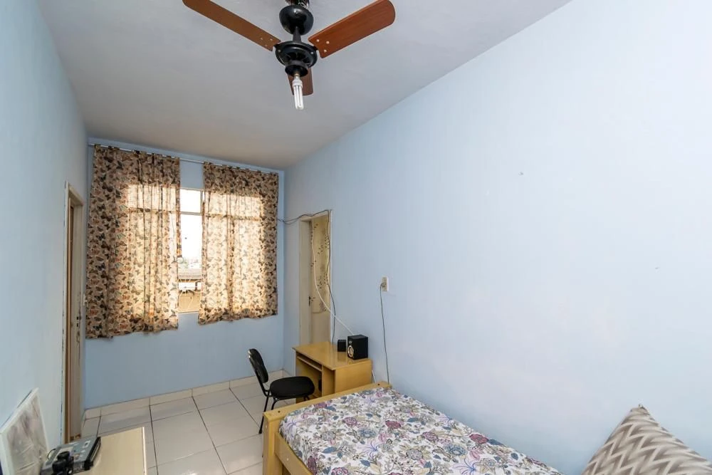 Furnished house with 5 bedrooms and a balcony — photo 25