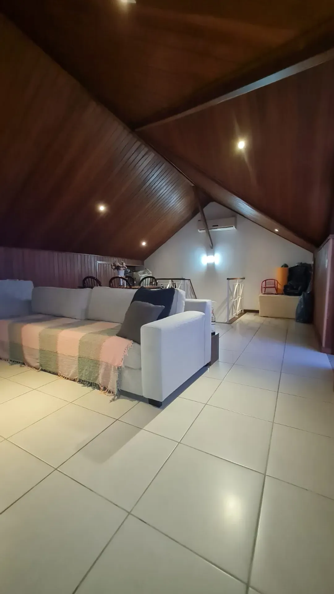 Furnished house with 4 bedrooms and 4 bathrooms and gas kitchen — photo 32