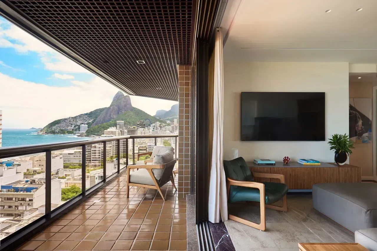 Apartamento mobiliado com 2 quartos e 3 banheiros — photo 13