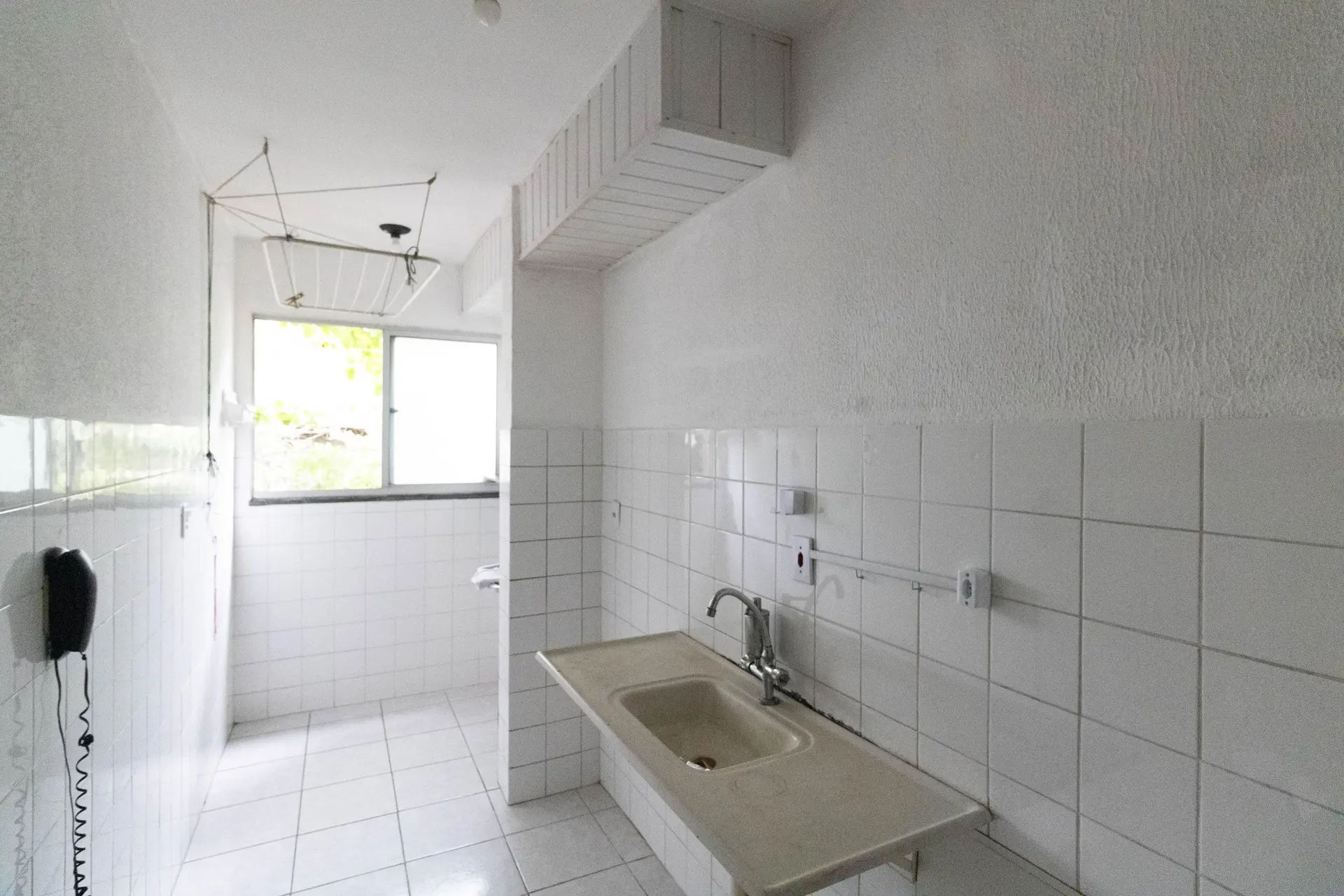 Unfurnished apartment with 2 bedrooms and 1 parking space — photo 10