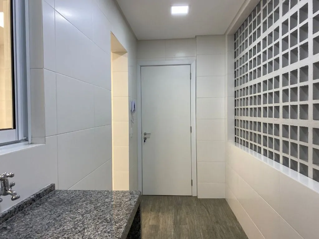 3-bedroom apartment with 4 bathrooms in good condition — photo 32