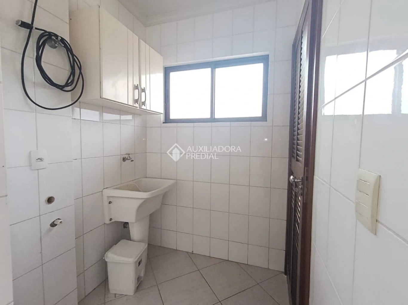 Ático con 3 habitaciones y cocina cerrada — photo 5