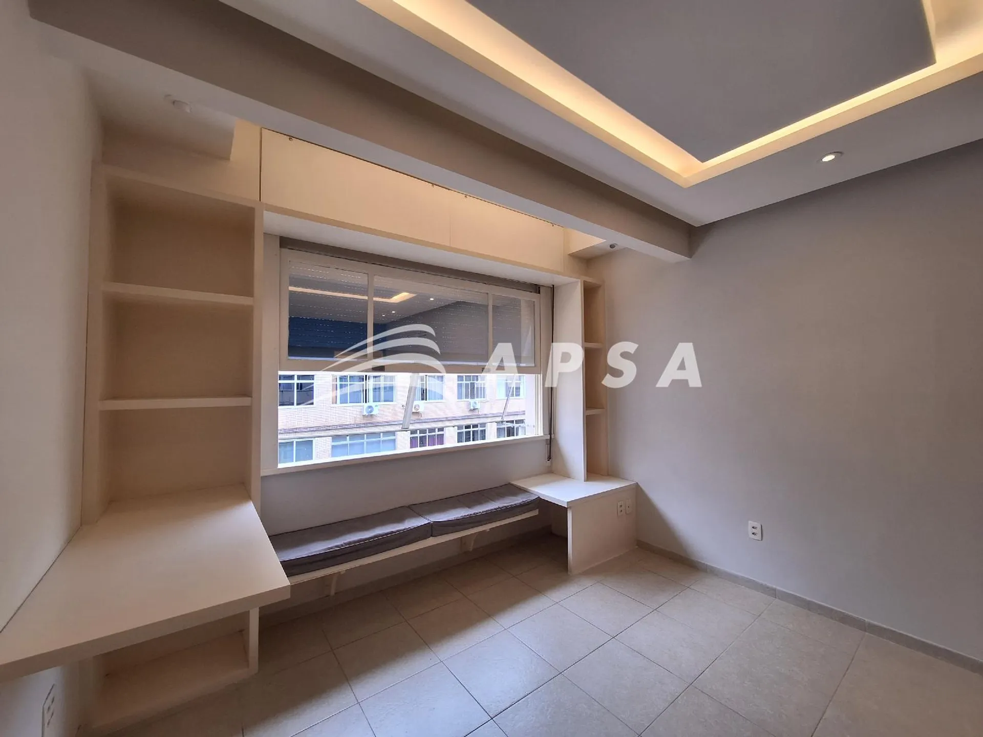 3-bedroom apartment with a home office in Rio de Janeiro — photo 13