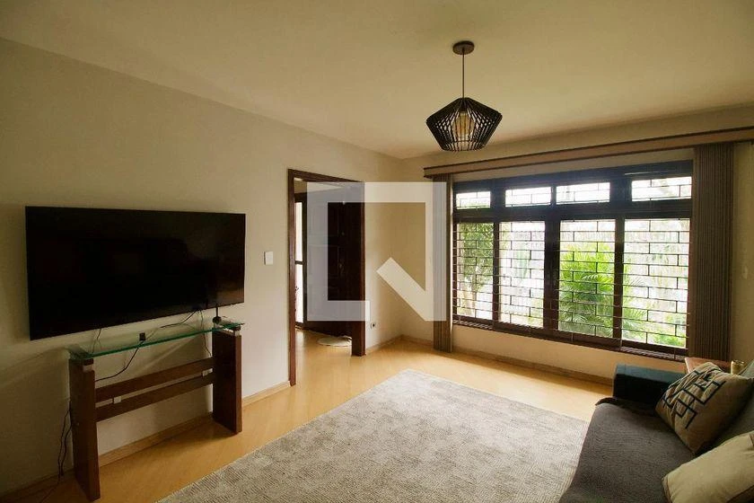 5-bedroom house with a home office — photo 20