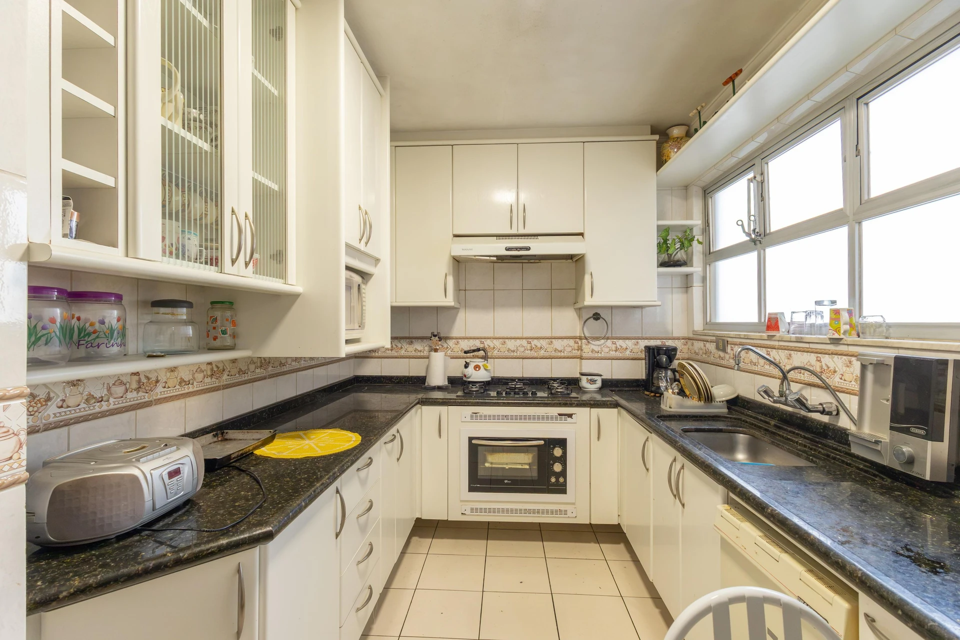 2-bedroom apartment with a dishwasher in Curitiba — photo 17