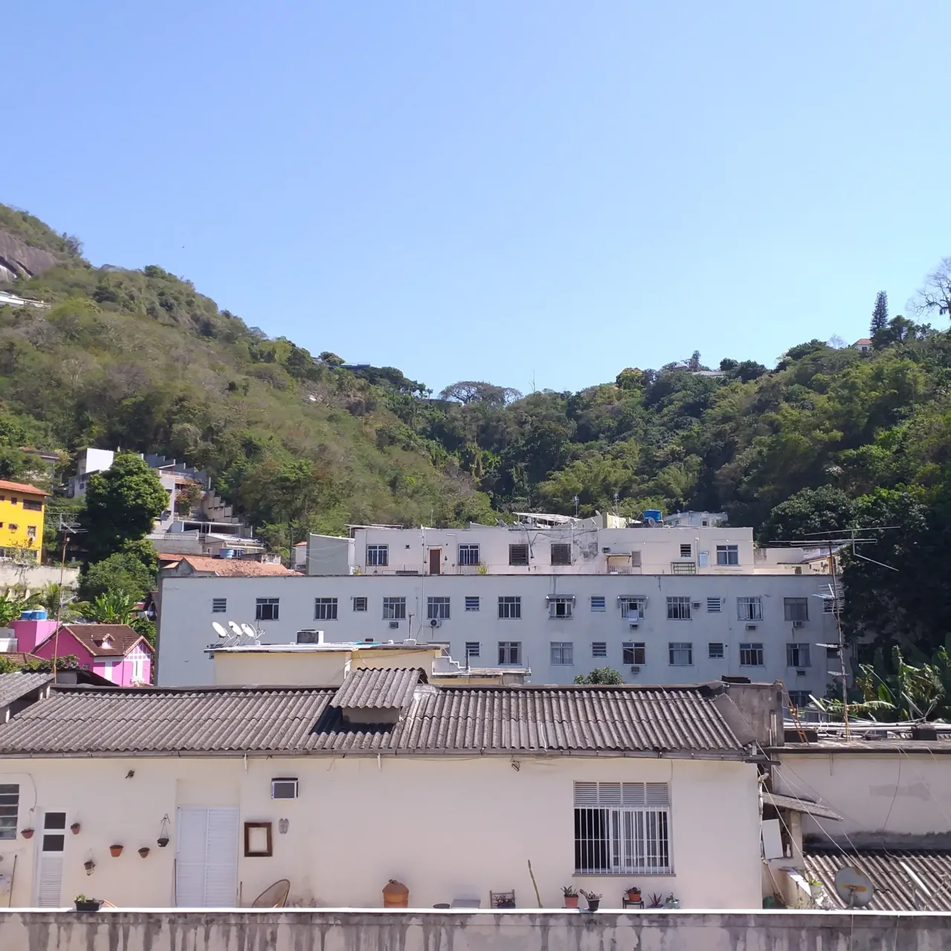 One-bedroom apartment with a home office in Rio de Janeiro — photo 2