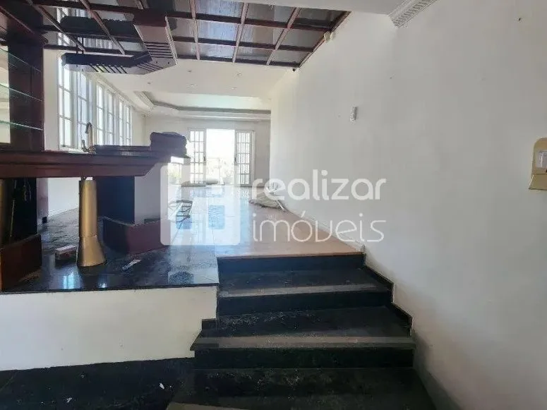 8-bedroom house with 566 m² and 4 covered parking — photo 22