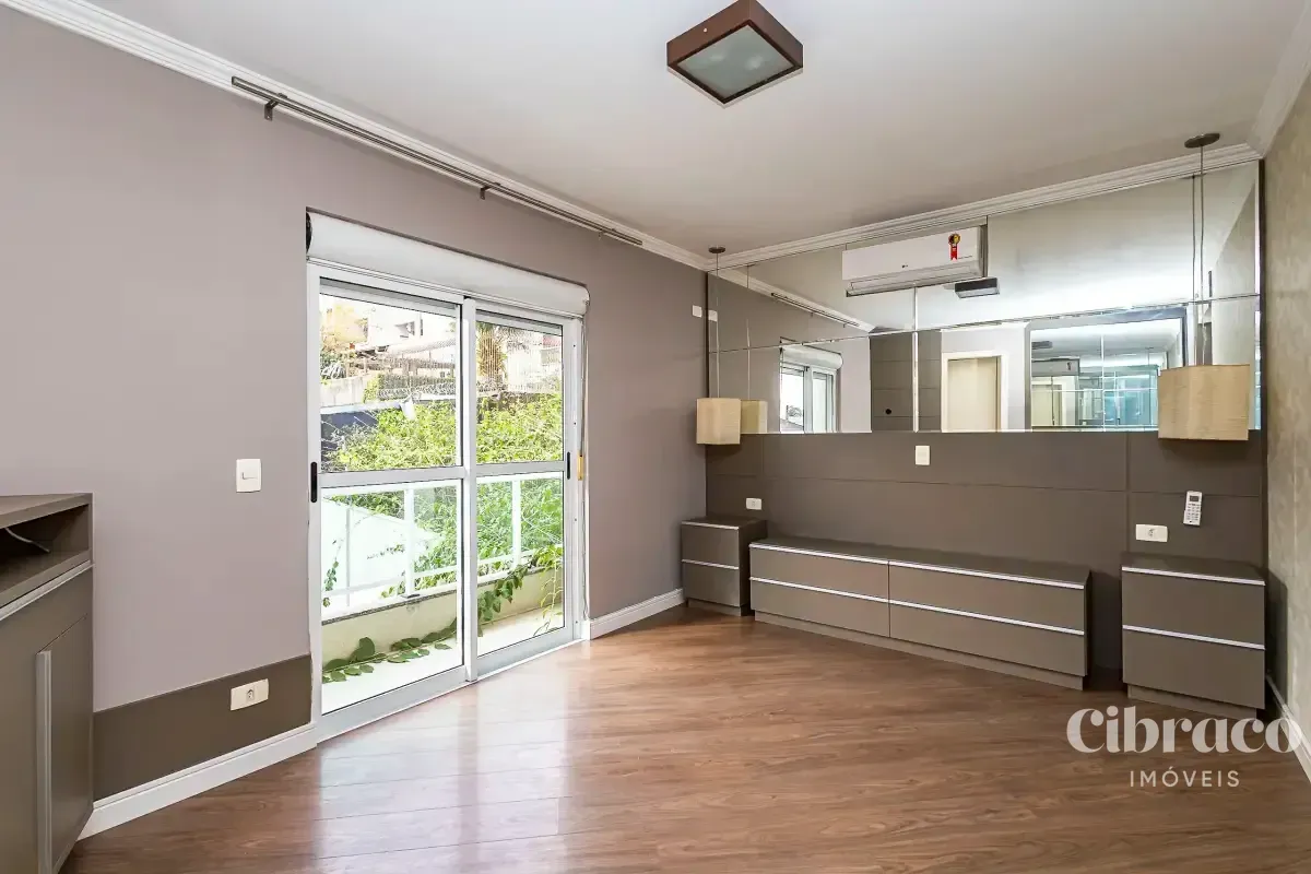 House with 3 bedrooms and a gas-stove open-plan kitchen — photo 30