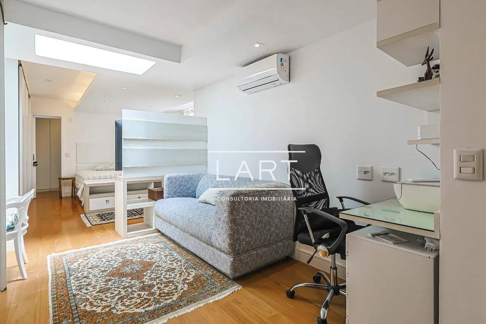 Apartamento com 4 dormitórios e 350 m²; área social ampla — photo 36