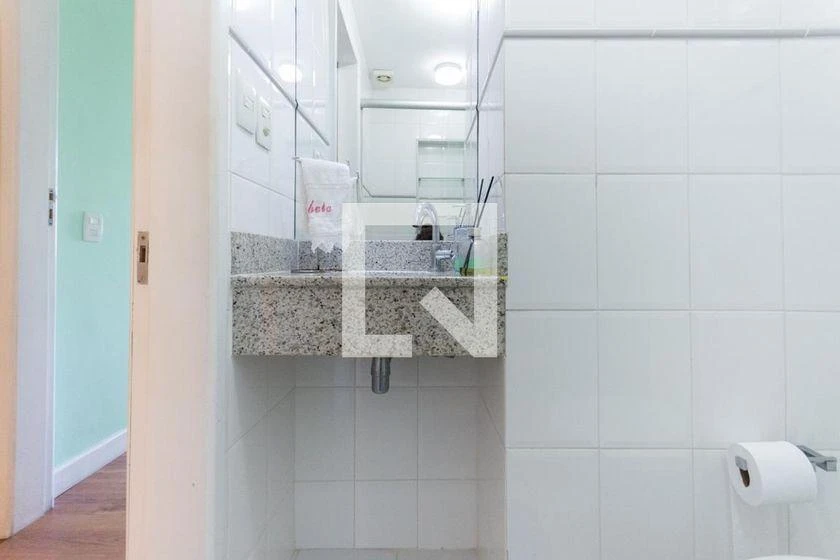 Home office in a 2-bedroom apartment, 105 m² — photo 2