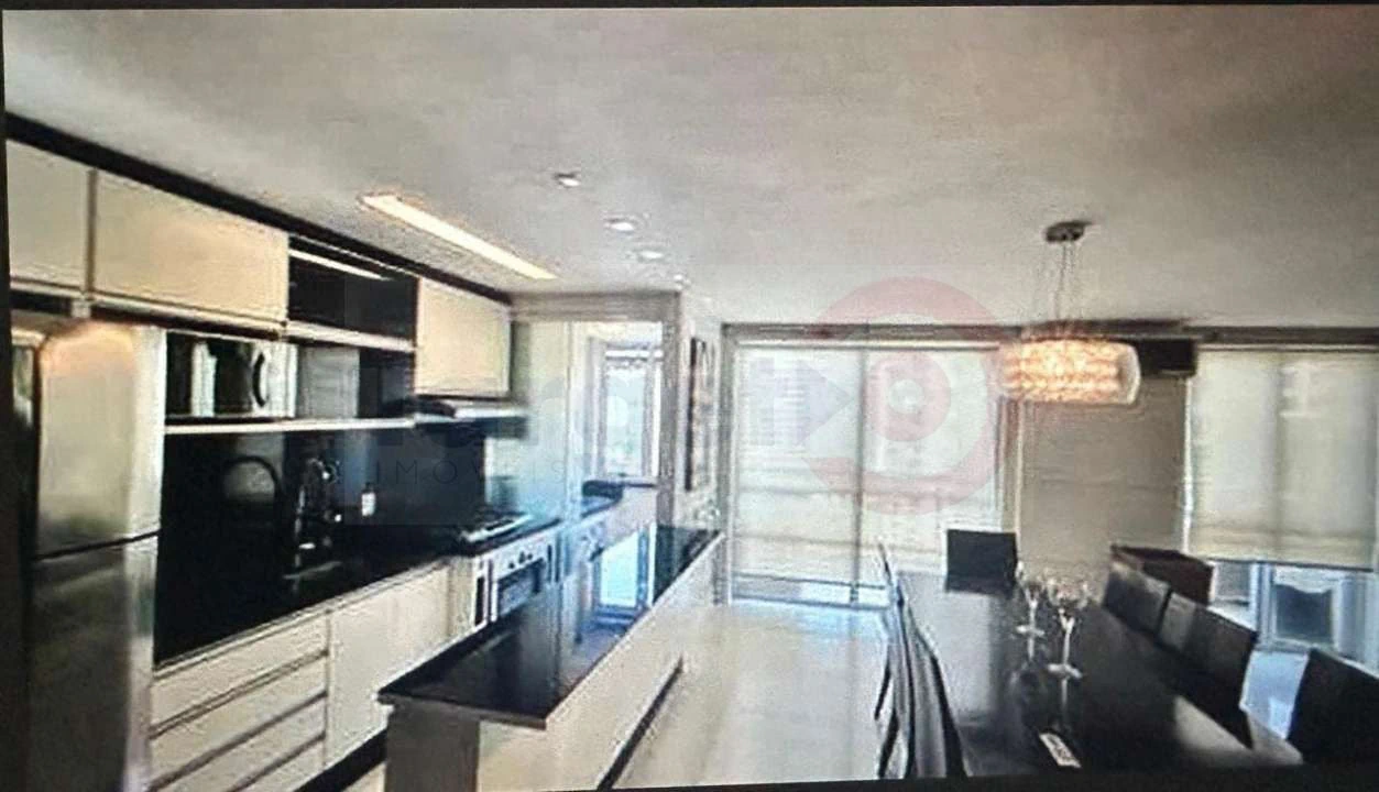 Home office in a 3-bedroom apartment, 124 m² — photo 5