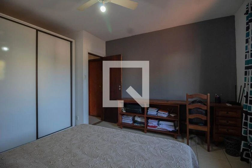 Casa de 450 m² con 6 dormitorios y 4 baños — photo 5