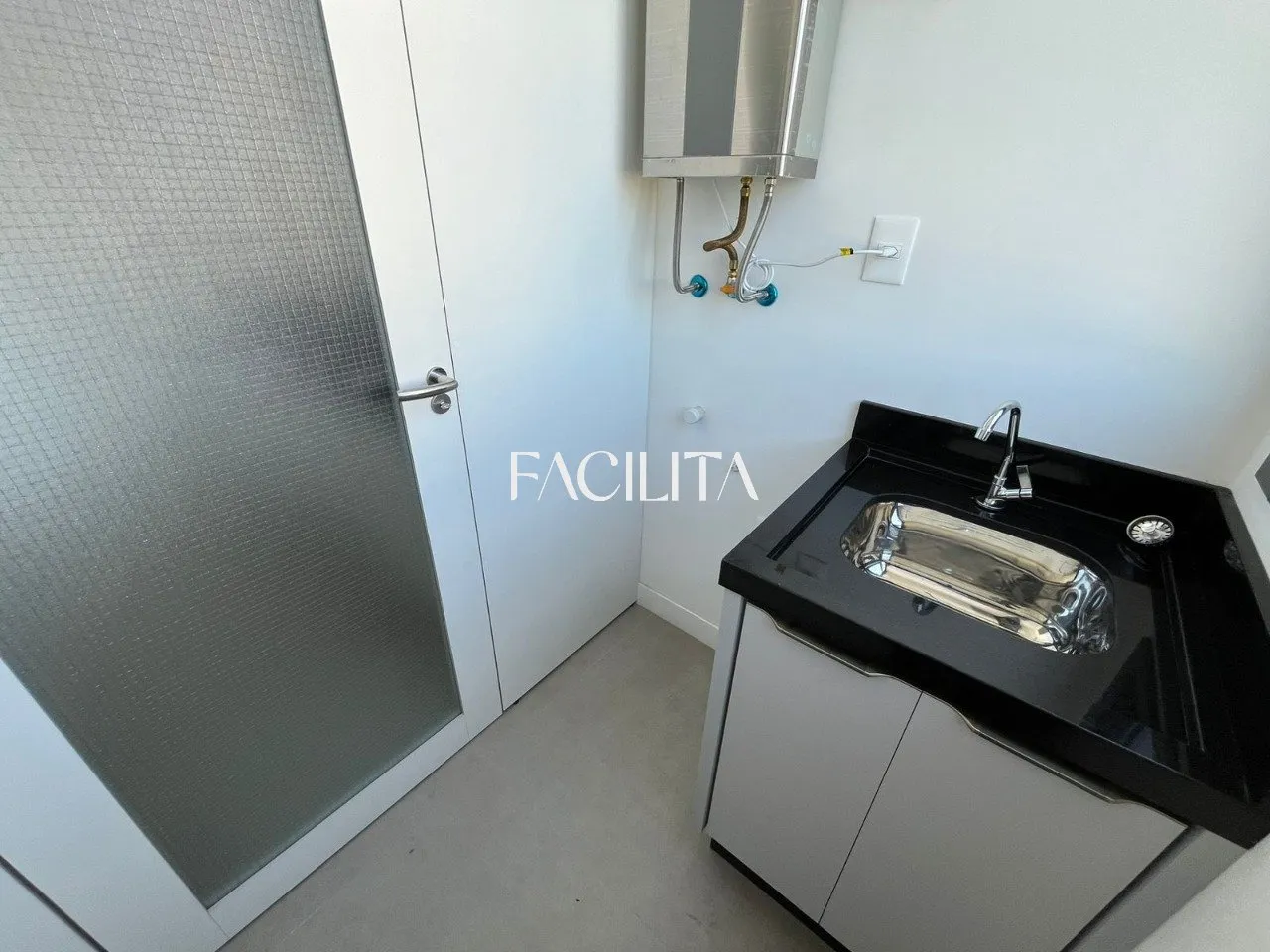Квартира з 2 спальнями 64 м² та 1 паркомісцем на 3 поверсі — photo 11
