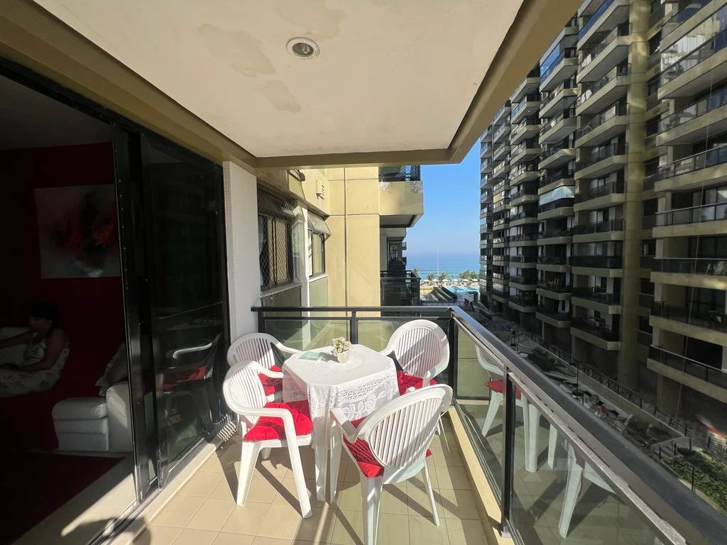 Apartamento mobiliado de 1 quarto com 58 m² e 1 vaga