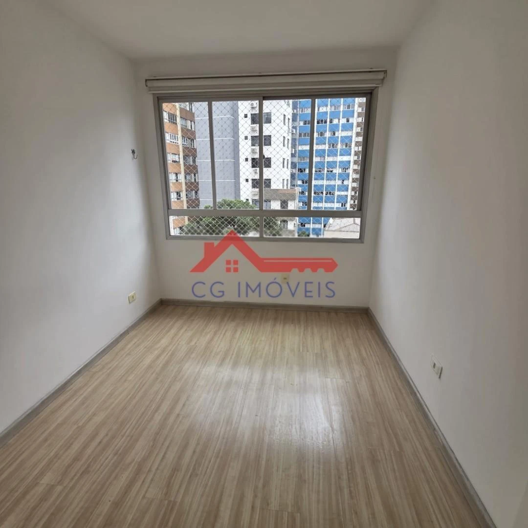 Apartamento de 2 quartos com cozinha aberta e fogão a gás — photo 3