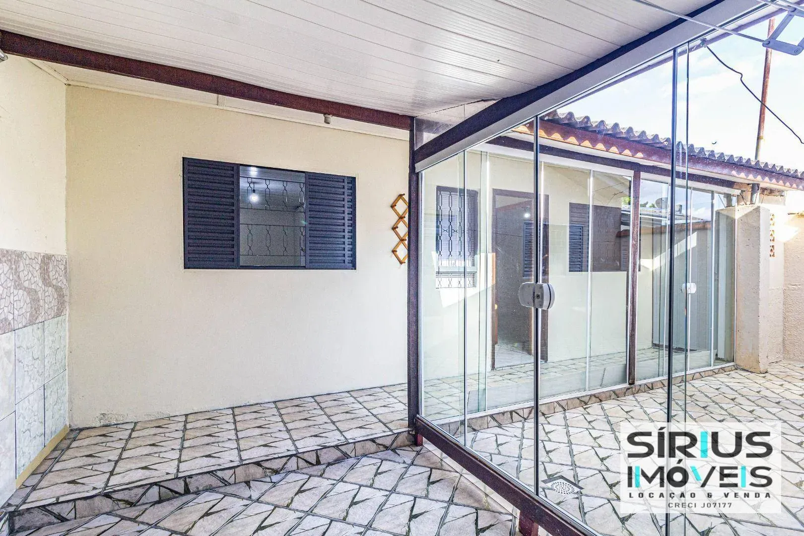 4-bedroom house with a garden in Curitiba — photo 19