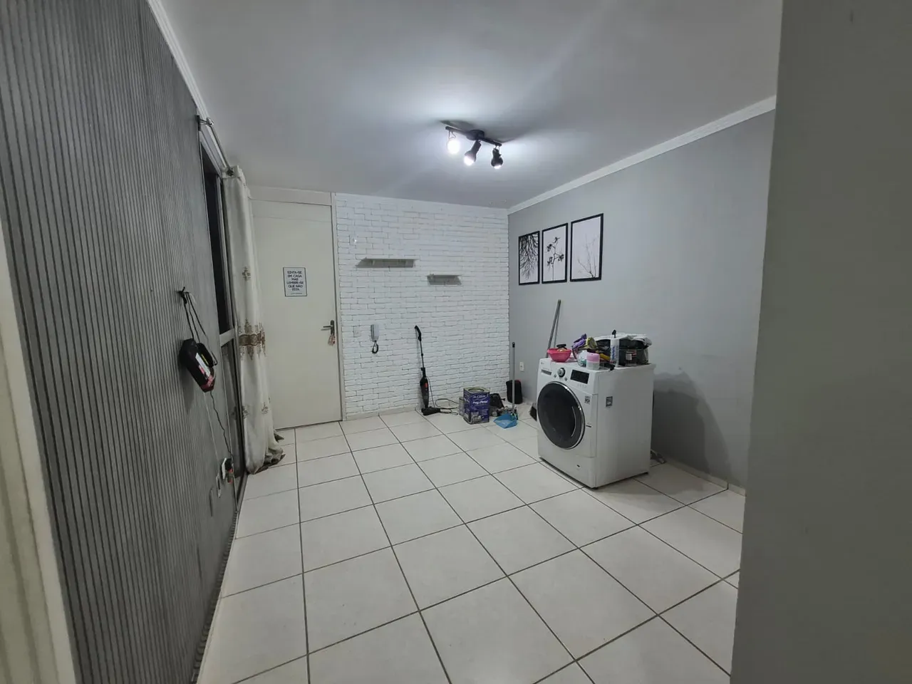 2-bedroom apartment in a building with a pool — photo 5