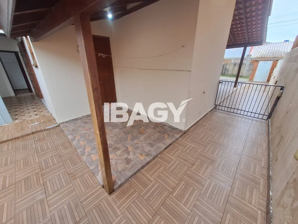 Casa de 3 dormitorios con parrilla de balcón — photo 4
