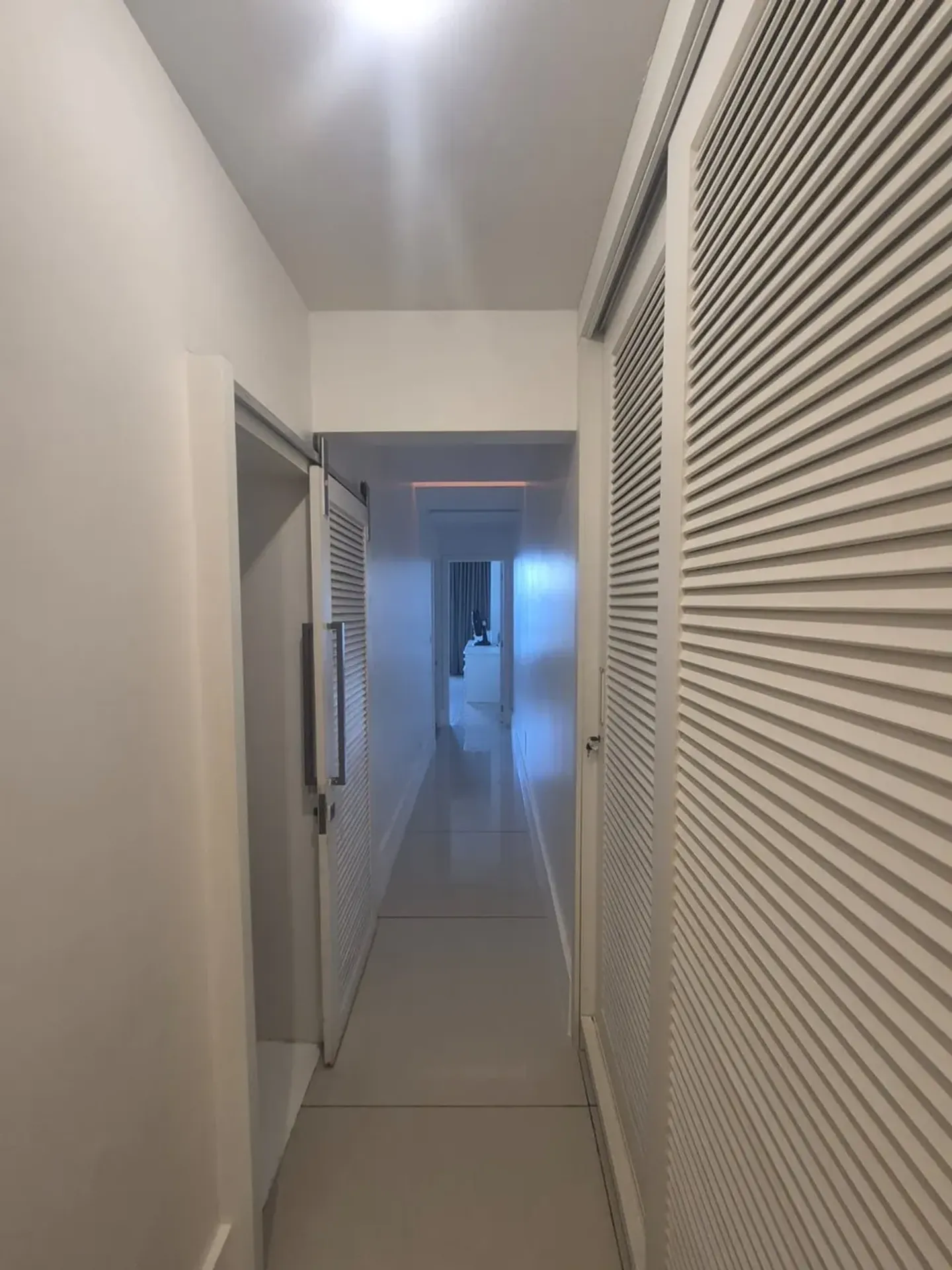 Apartamento mobiliado de 3 quartos e 4 banheiros — photo 24