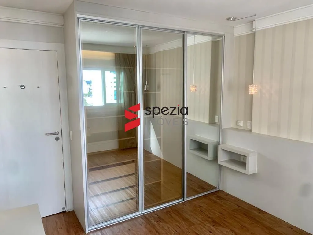 Apartamento dúplex con 2 dormitorios y vista a la ciudad — photo 22
