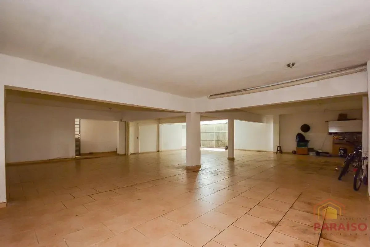 House with 3 bedrooms, balcony and 3 parking spaces — photo 35